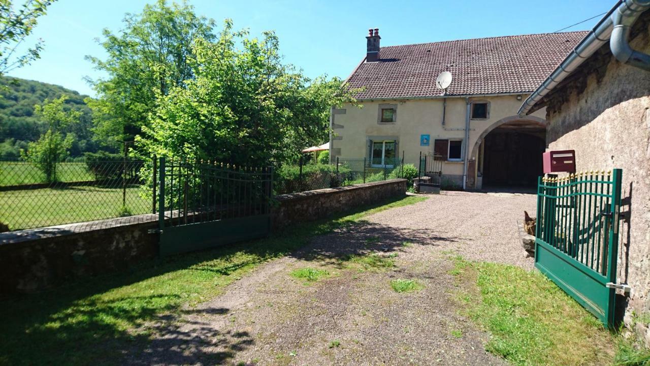 Villa Ferme De La Grange Du Bas Saint-Bresson Esterno foto
